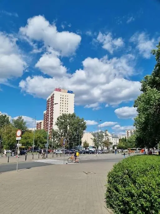 Przytulne Mieszkanko Z Balkonem I Parkingiem W Sercu Pragi Poludnie Warszawa Apartament